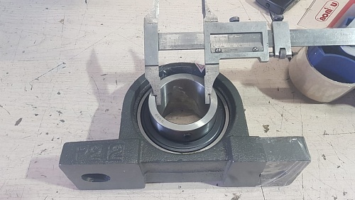 Подшипник UC212-36/FBJ D57,15мм Подшипник UC212-36/FBJ D57,15мм