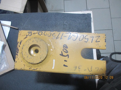 Палец ZL50G2-10600B/70*240 Палец ZL50G2-10600B/70*240